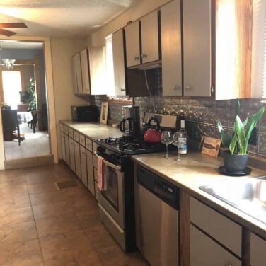 WideRiver_Inn_kitchen